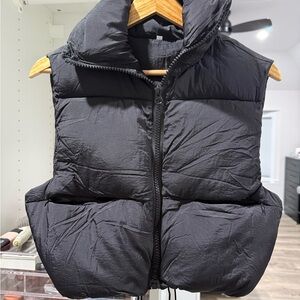 Black Sleeveless Puffer Vest
